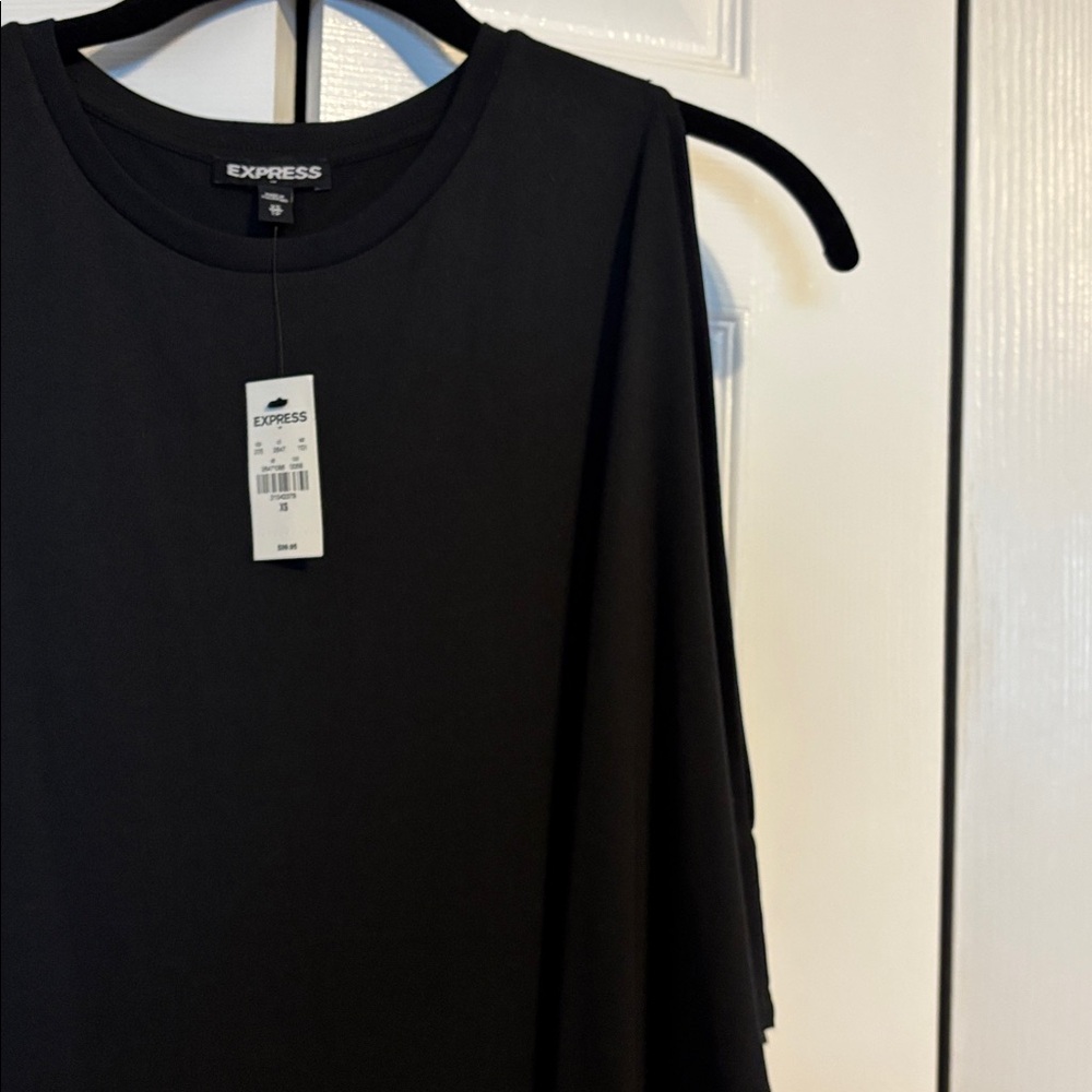 NWT Express black short sleeve cold shoulder shirt size XS - Picture 6 of 9
